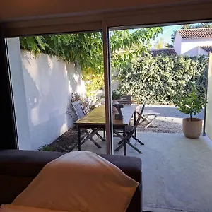 https://le-cote-lub.fr-provencehotel.com