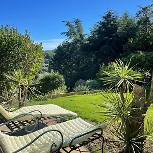 https://domaine-des-tuilires-avec-jacuzzi.fr-provencehotel.com